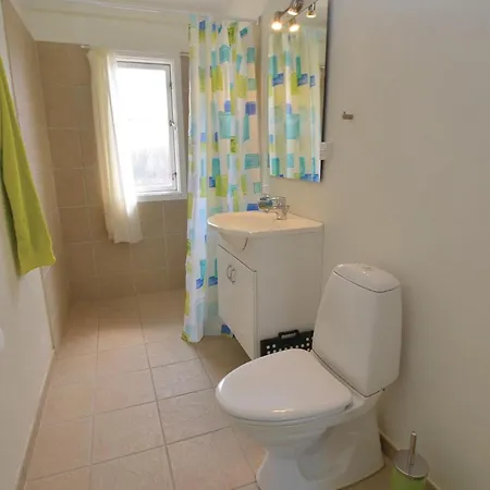 Three-bedroom In Hébergement de vacances *